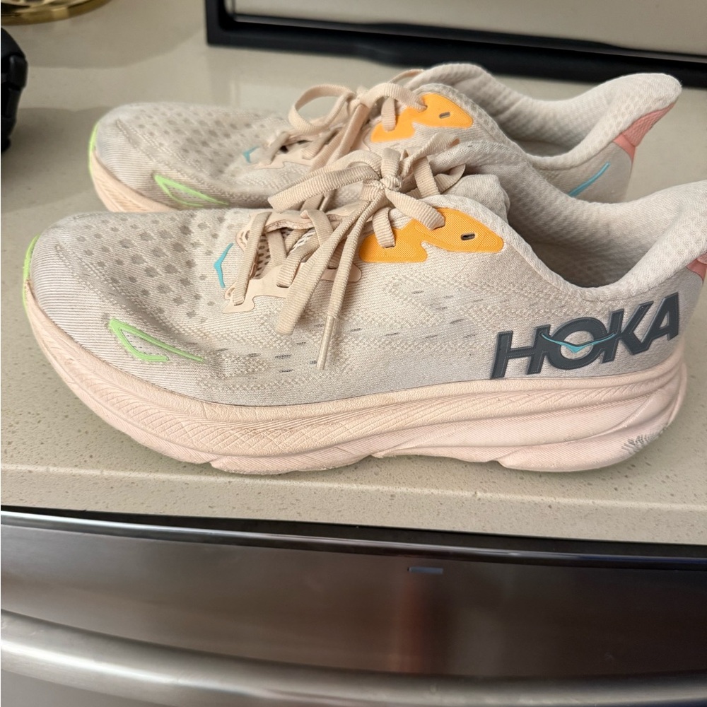 hoka clifton 9